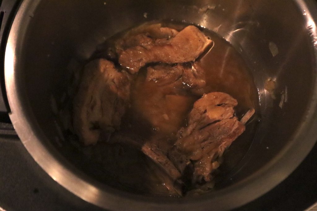 スペアリブの煮込みがホロホロで美味しい【ホットクックで簡単料理（男めし）】