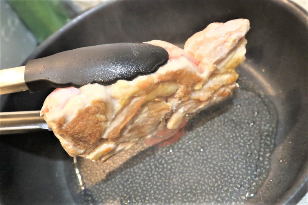 鶏モモのふっくらつや煮がフワフワジューシーで鶏肉料理の枠を超えてきた【ホットクックでかんたん料理（男めし）】